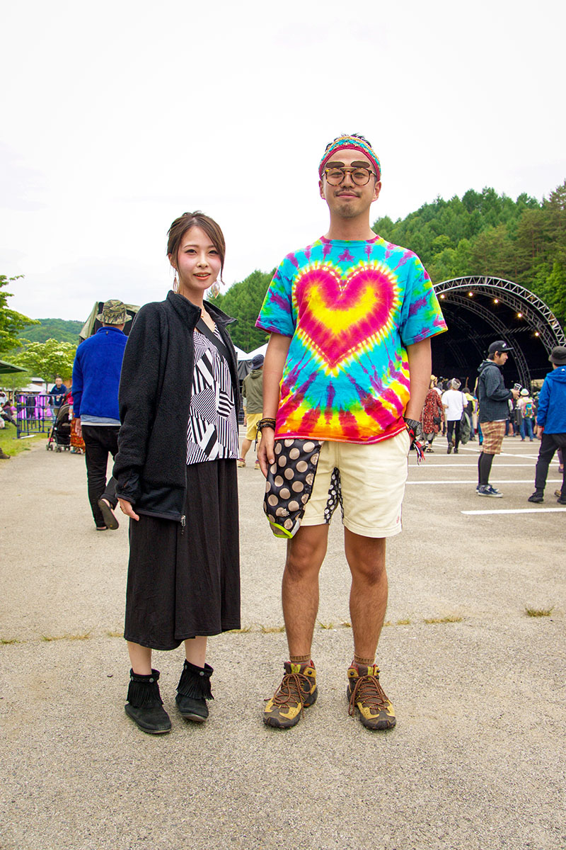 キャンプフェスだから寝転がりやすい格好で!と元気よく応えてくれたお二人。初フェス楽しんじゃってください!